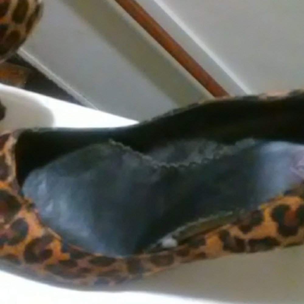 Heels - Picture 2 of 4